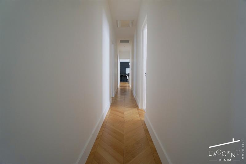 Appartement - 181,78 m2 - 7 pièces