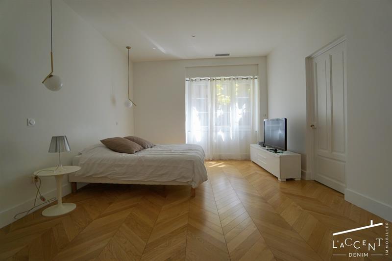 Appartement - 181,78 m2 - 7 pièces