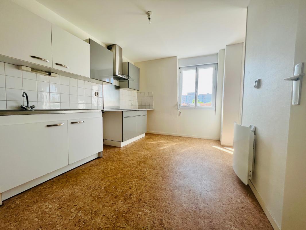 Appartement - 77,93 m2 - 3 pièces